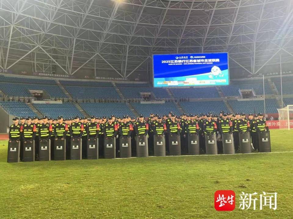 vOpjB, 活服务, 有序入场是 vOpjB, 活服务, 有序入场是